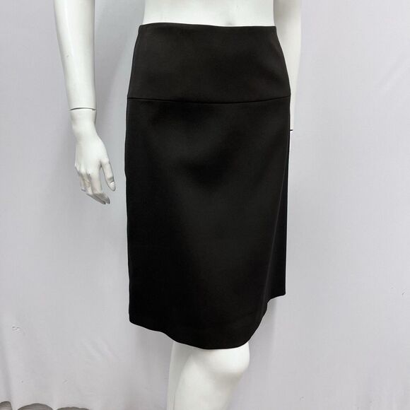 Prada‎ Milano Skirt Black NWT Size 36 Fits 4/6 - Picture 1 of 8